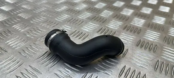 Volvo XC60 Breather hose/pipe 30777567