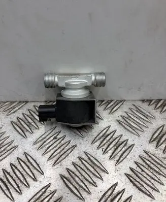 Ford Mustang Mach-E Air conditioning (A/C) expansion valve LJ9H19E881A