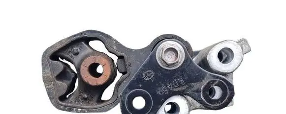 Mazda CX-5 Gearbox mounting bracket