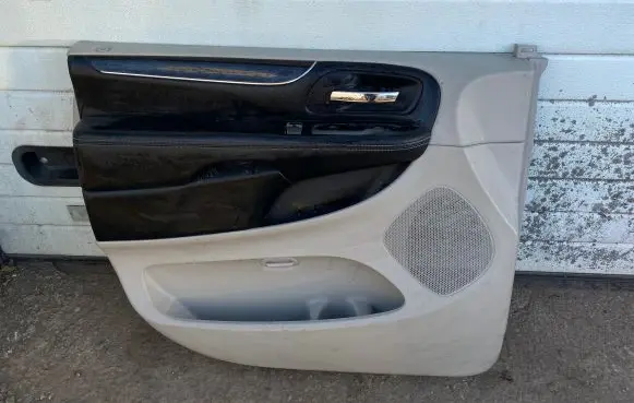 Chrysler Town & Country V Front door card panel trim 1PE63BD1AE