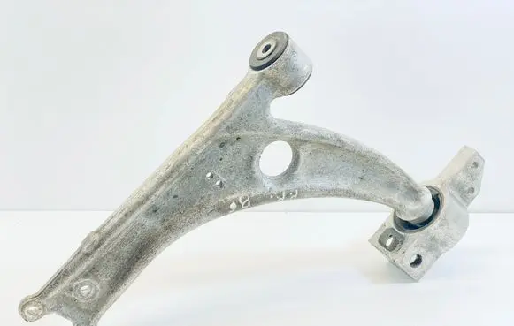 Volkswagen PASSAT B6 Front lower control arm/wishbone 3C0407153B 3C0199231A 1K0407182A
