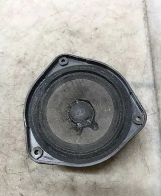Audi A3 S3 8L Rear door speaker 8L0035411