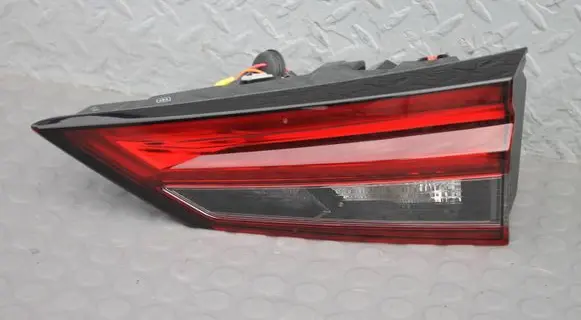 Nissan Qashqai J12 Tailgate rear/tail lights NISSAN2268D03F 2268D03FLH