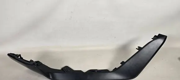 Volvo XC90 Front bumper splitter molding 31694568