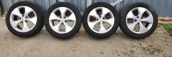 KIA Carens III R16 alloy rim 529601Y200