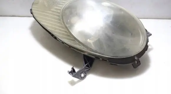Nissan Micra Headlight/headlamp