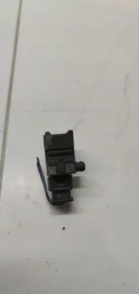 Mercedes-Benz C W205 Airbag deployment crash/impact sensor A2139051300 925957SX20