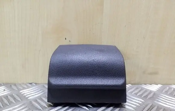 Skoda Octavia Mk1 (1U) Ashtray (rear) 1U0857962B