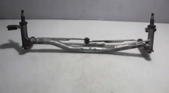 Front wiper linkage