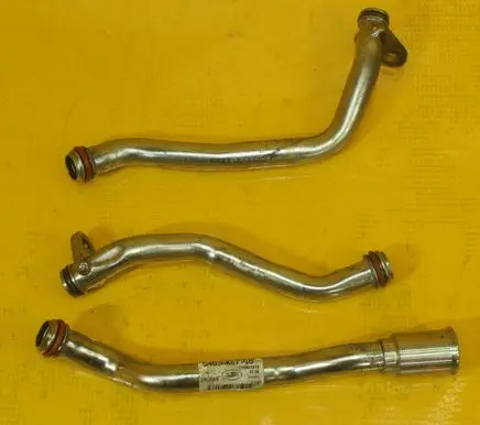Jaguar XE Turbo turbocharger oiling pipe/hose G4D36K673GD