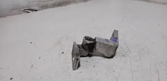 Audi A3 S3 8L Front door upper hinge