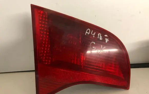 Audi A4 S4 B7 8E 8H Tailgate rear/tail lights 8E9945093