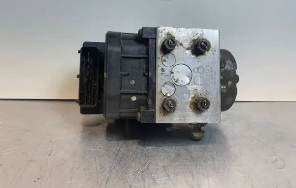 Subaru Forester SF ABS Pump 27531FC010 11000040690 F40HU411