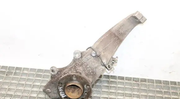 BMW 5 GT F07 Front wheel hub