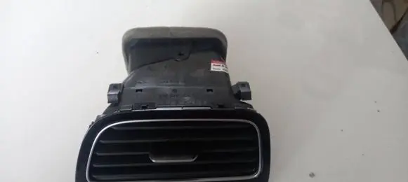 Volkswagen Golf VII Dashboard side air vent grill/cover trim 5G1819704B 5G181924 5G1819711