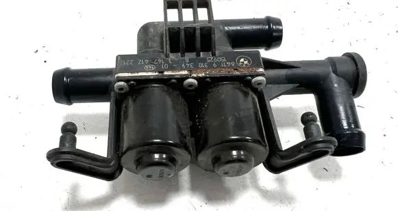 BMW 5 F10 F11 Coolant heater control valve 6411931034901 9310349 B1147412221