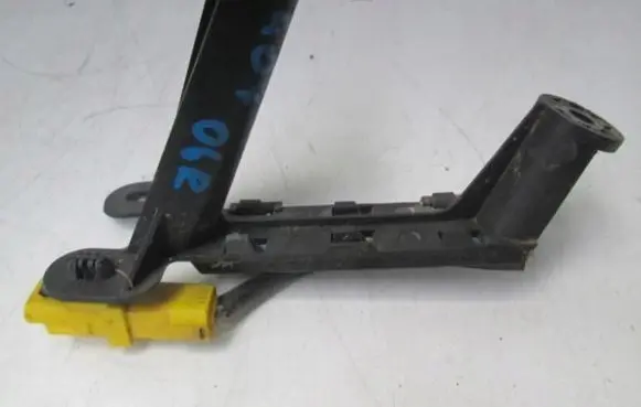 Peugeot 407 Airbag deployment crash/impact sensor