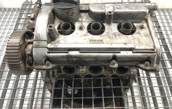 Audi A6 S6 C5 4B Engine head AGA