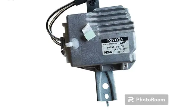 Toyota Corolla E120 E130 Power steering control unit/module 8965002150