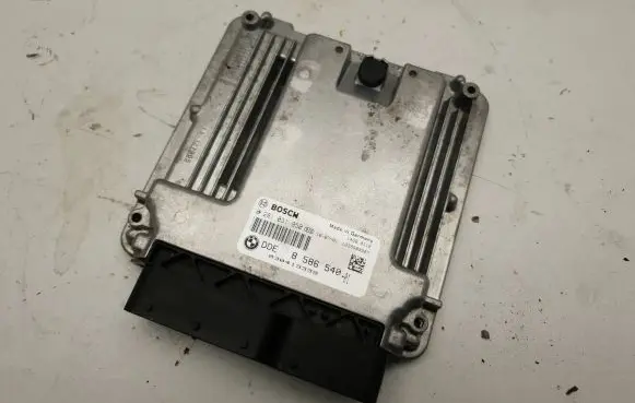 BMW X5 F15 Engine control unit/module 8586540 030419339 0281031950