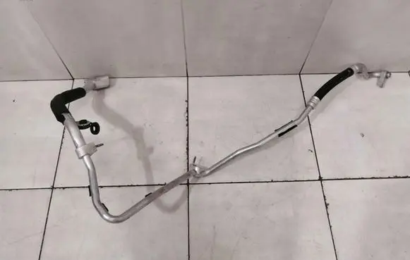 Mercedes-Benz S W222 Air conditioning (A/C) pipe/hose A2228304702