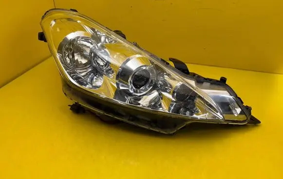 Peugeot 4007 Headlight/headlamp 