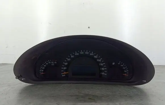 Mercedes-Benz C W203 Speedometer (instrument cluster)
