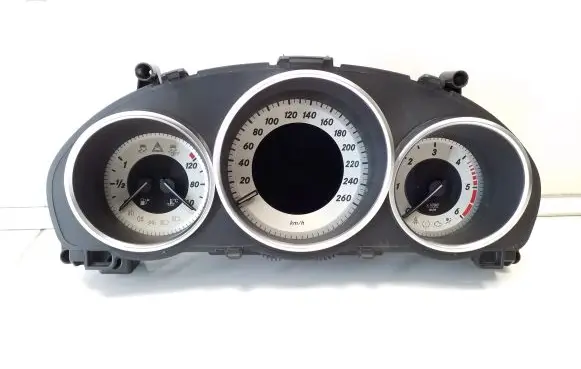 Mercedes-Benz E W212 Speedometer (instrument cluster) A2129000825 A2129013805