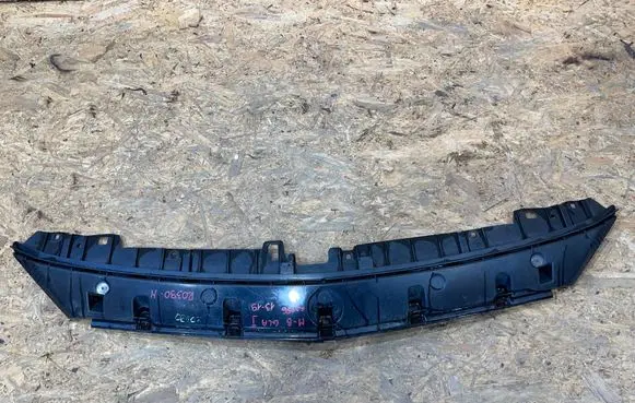 Mercedes-Benz GLA W156 Front bumper mounting bracket A1568850465 R0390-M