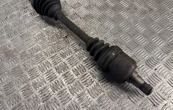 Land Rover Freelander 2 - LR2 Front driveshaft