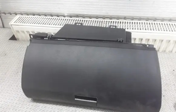 Mercedes-Benz A W169 Glove box set 