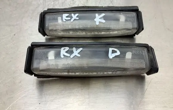 Lexus RX 330 - 350 - 400H Number plate light E130156