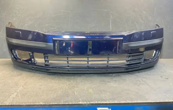 Skoda Octavia Mk2 (1Z) Front bumper 1Z0807221 1Z0807061