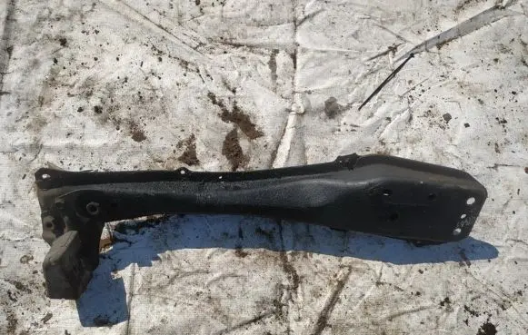 Toyota Corolla Verso AR10 Front subframe
