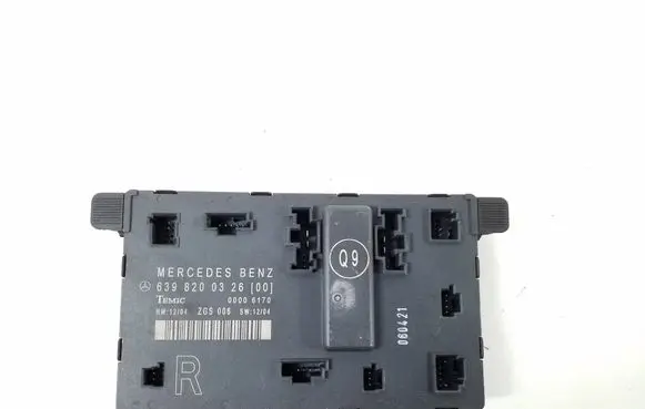 Mercedes-Benz Vito Viano W639 Door control unit/module A6398200326