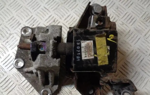 Hyundai i20 (GB IB) Gearbox mount