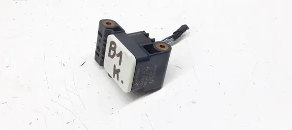 BMW 1 E81 E87 Airbag deployment crash/impact sensor 6911003 0285003900