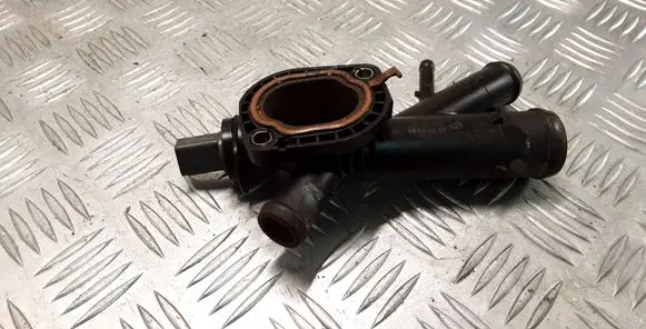 Skoda Octavia Mk2 (1Z) Engine coolant pipe/hose 03L121131AA