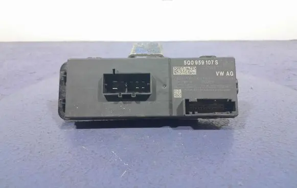 Skoda Superb B5 (3U) Other control units/modules 5Q0959107S