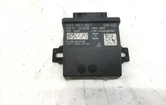 Volkswagen PASSAT B8 Light module LCM 5Q0907357