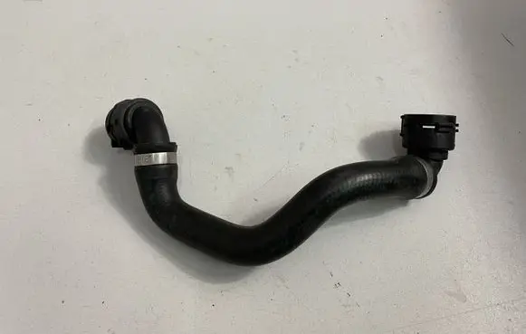 BMW X5 F15 Engine coolant pipe/hose 9207165