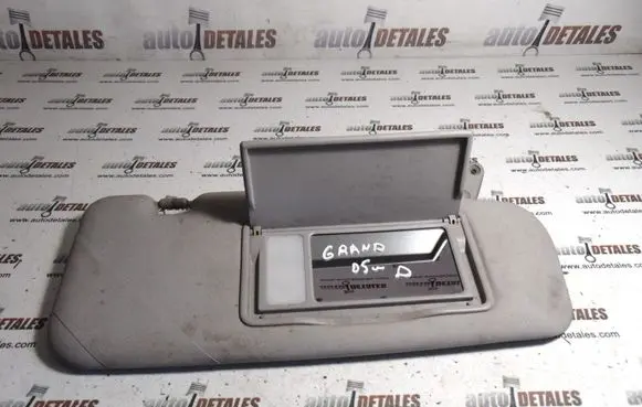 Mitsubishi Grandis Sun visor