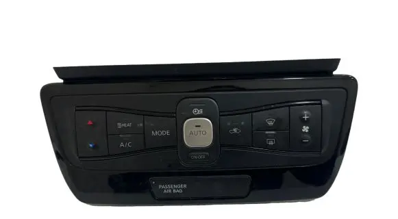Nissan Leaf I (ZE0) Climate control unit 275005SE0A 684125SH0B 684P35SH0B