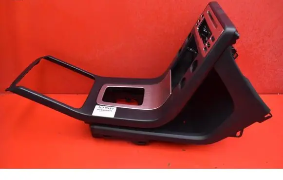 Volvo V70 Center console 30672331