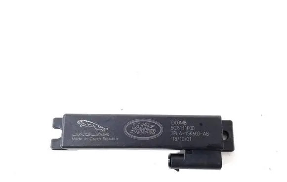 Jaguar I-Pace Aerial antenna amplifier JPLA15K603AB