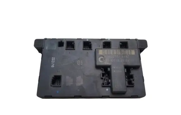 Mercedes-Benz C W203 Door control unit/module 2038201585