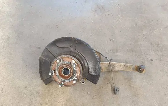 Jeep Grand Cherokee Front wheel hub spindle knuckle
