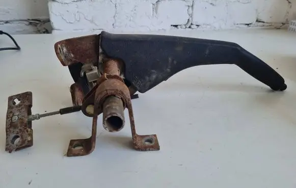 Mitsubishi Eclipse Handbrake/parking brake lever assembly