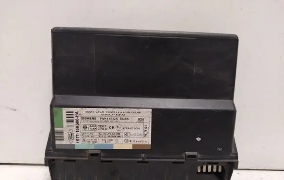 Ford Mondeo Mk III Comfort/convenience module 5WK48732A 97RA000001 5WK48682