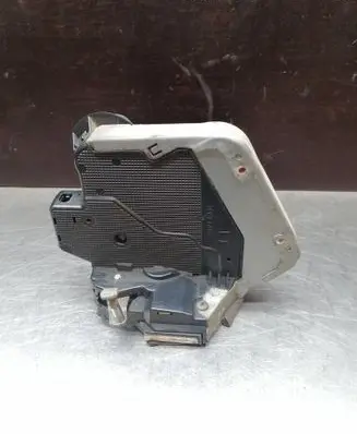 Lexus IS 220D-250-350 Rear door lock 612510